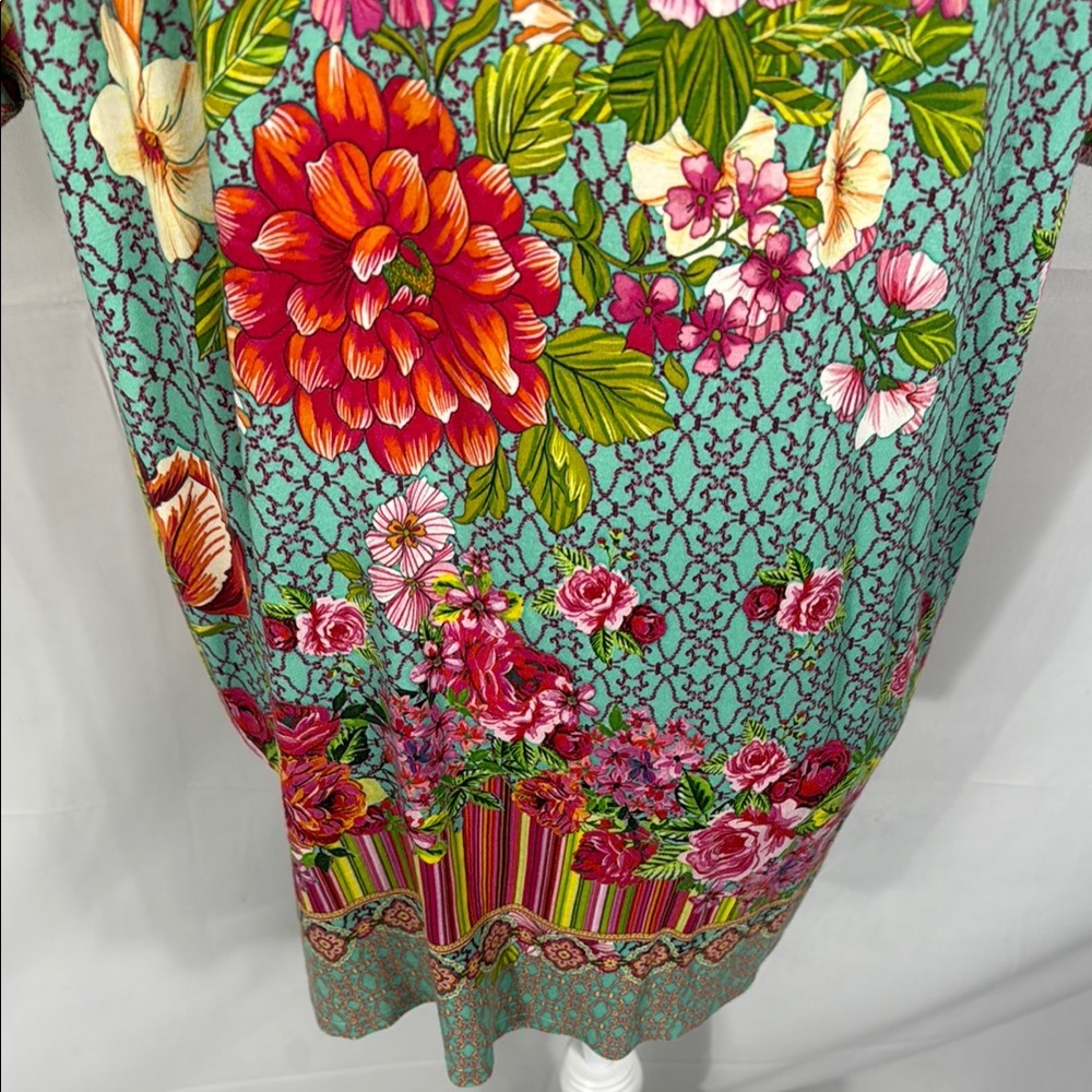 Johnny Was Multicolor Floral V-Neck Blouse XL - Picture 9 of 9